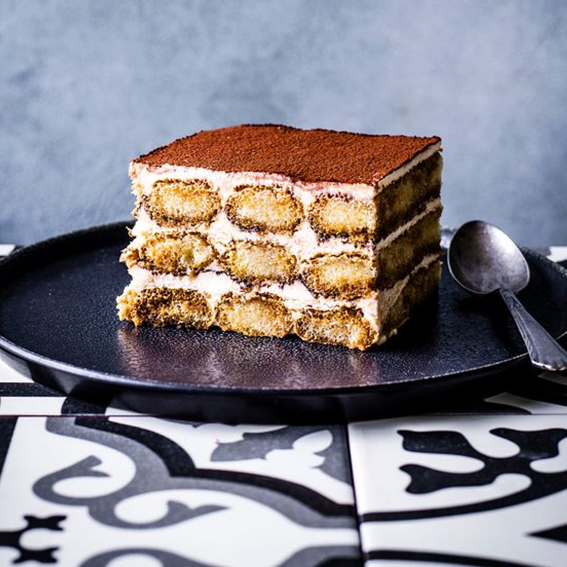 Classic tiramisu