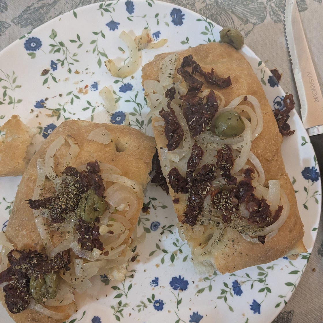 FOCACCIA ALLE CIPOLLE CARAMELLATE