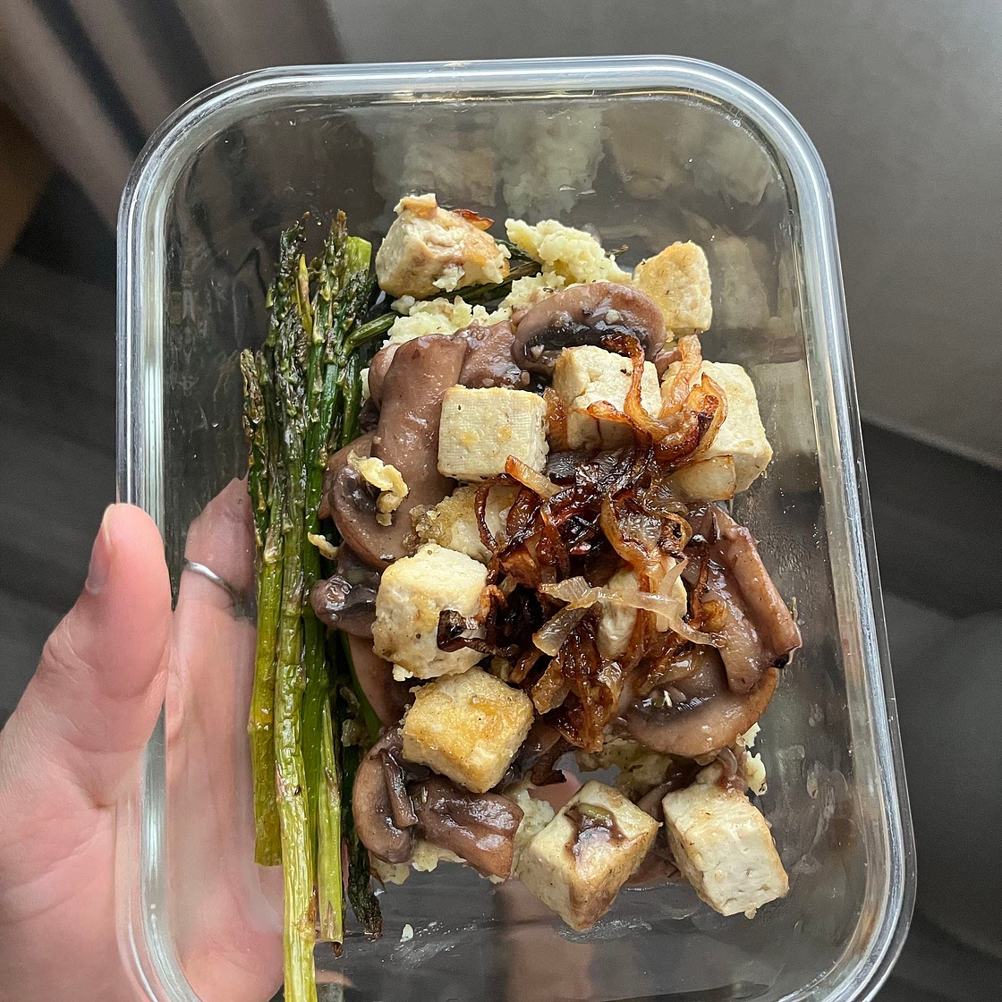 Tofu Marsala with Roasted Mustard Herb Green Beans & Buttery Mashed Potatoes
