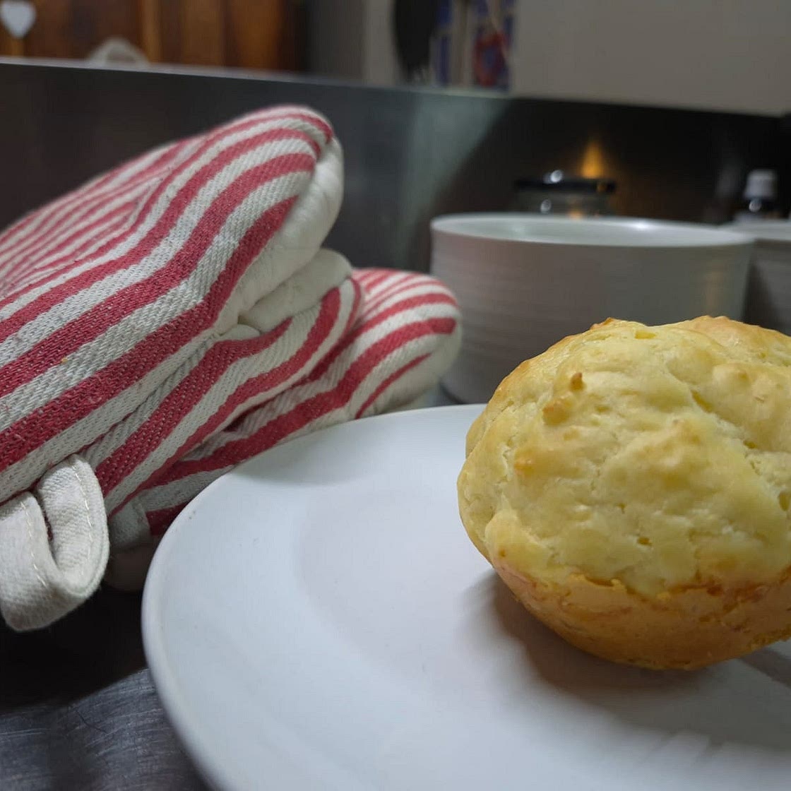 Easy Cheese Muffins