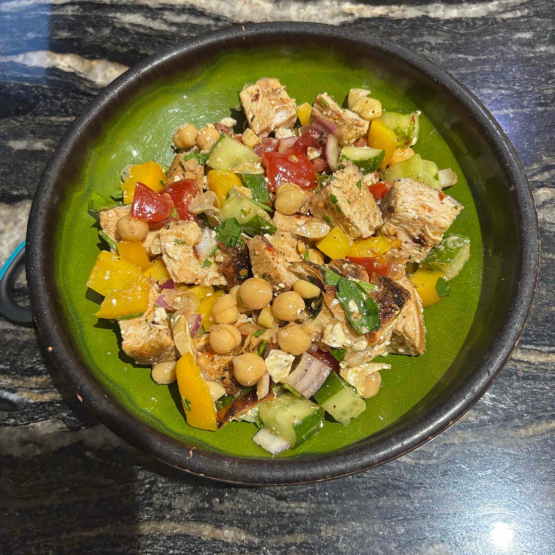 Mediterranean Chickpea Salad - healthy life