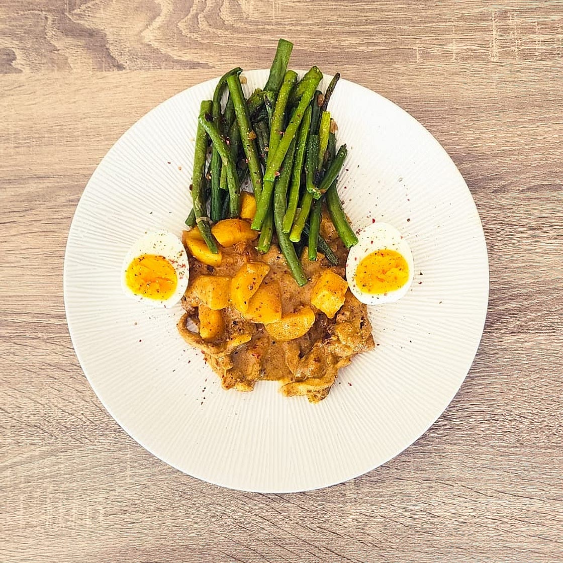 Curry de poulet à la surinamienne