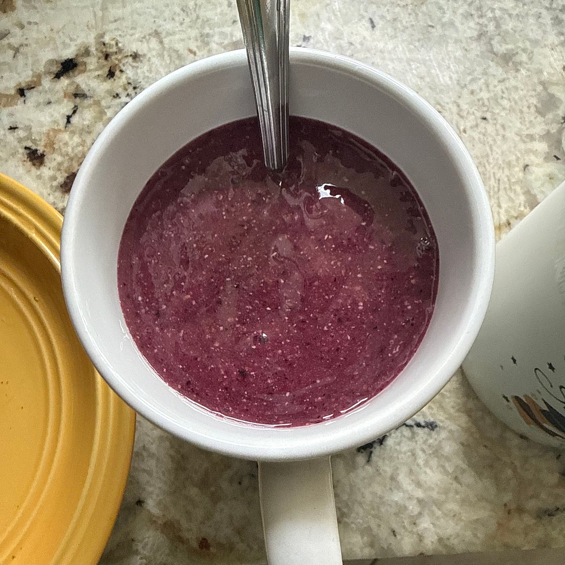 Triple Berry Chia Detox Smoothie