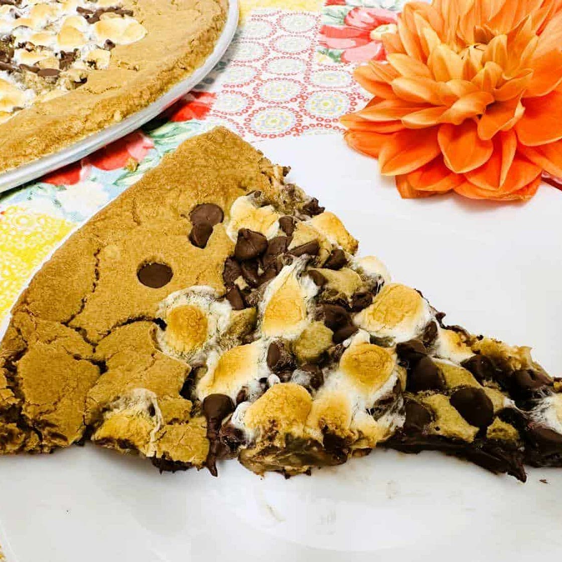 Chocolate Chip Dessert Pizza