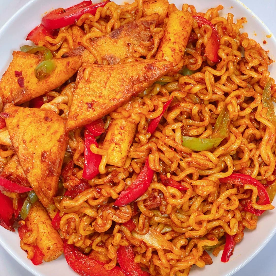 Spicy Stir-Fried Ramyeon and Rice Cakes with Double Peppers