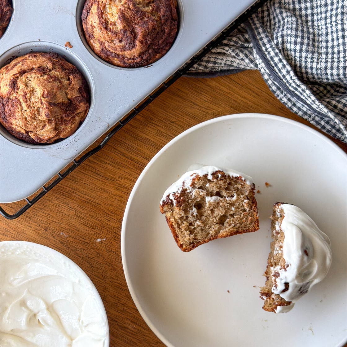 Healthy Cinnamon Roll Muffins