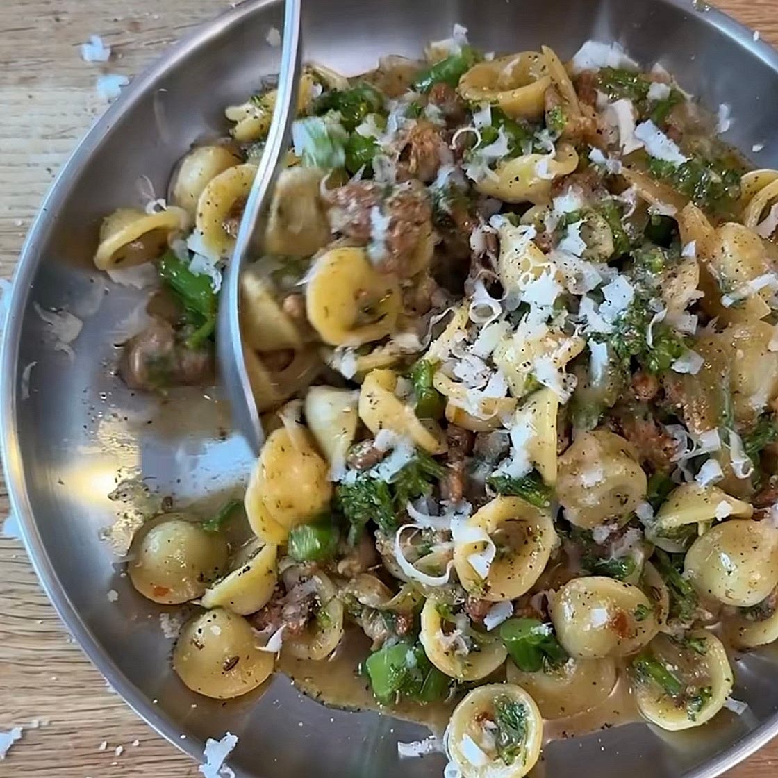 SAUSAGE & BROCCOLI PASTA