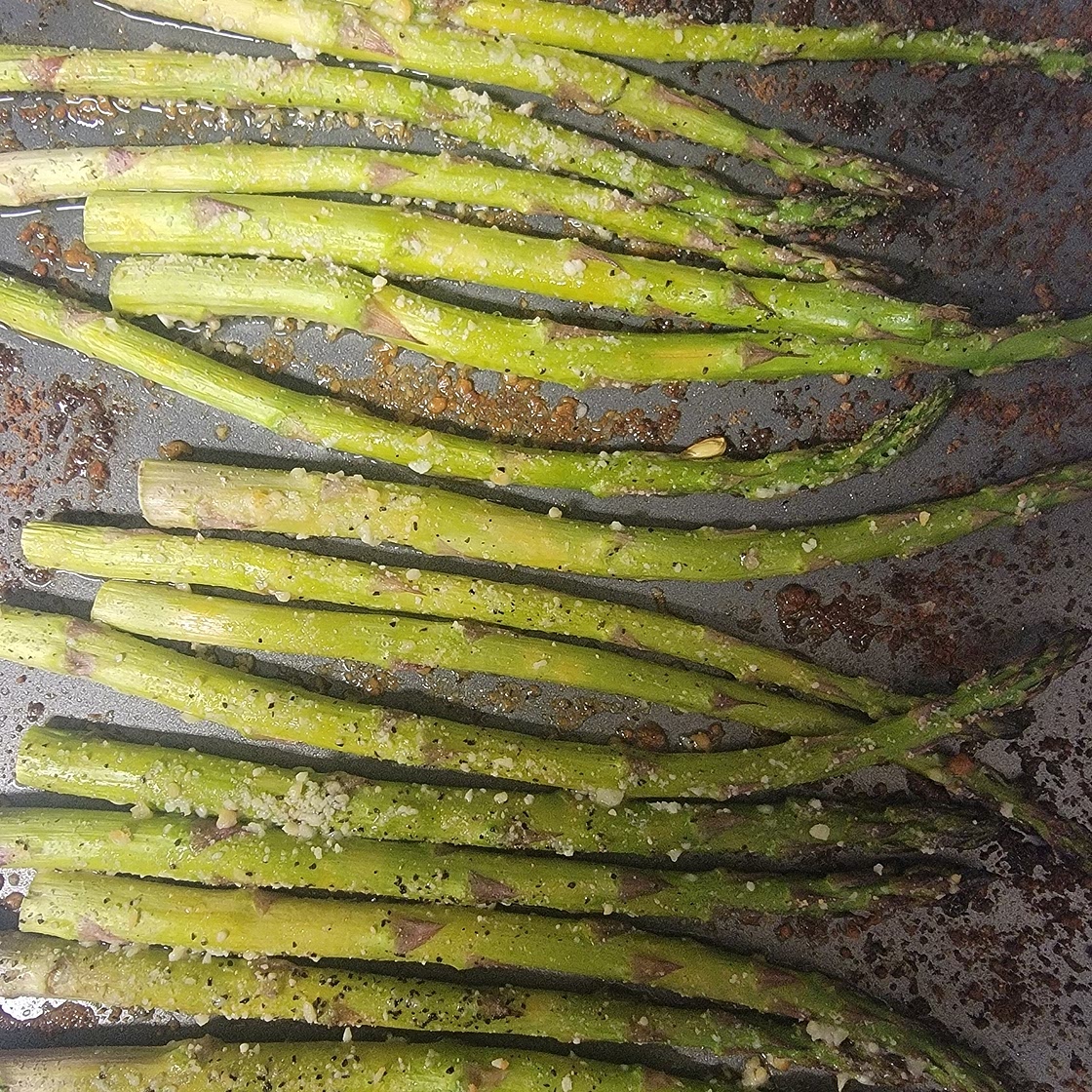 LEMON PARMESAN ROASTED ASPARAGUS