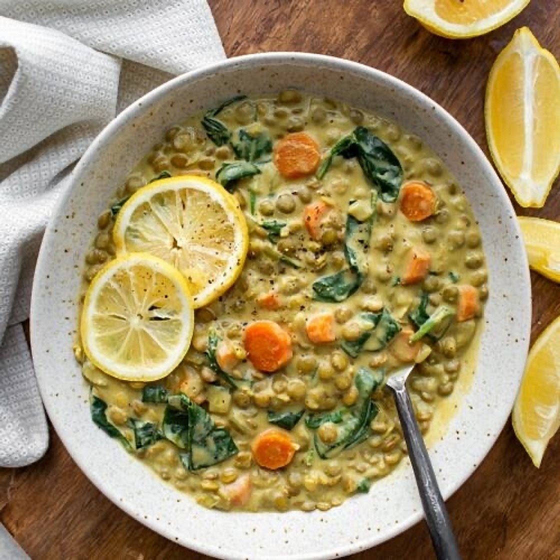 Lentil Soup with Turmeric and Lemon