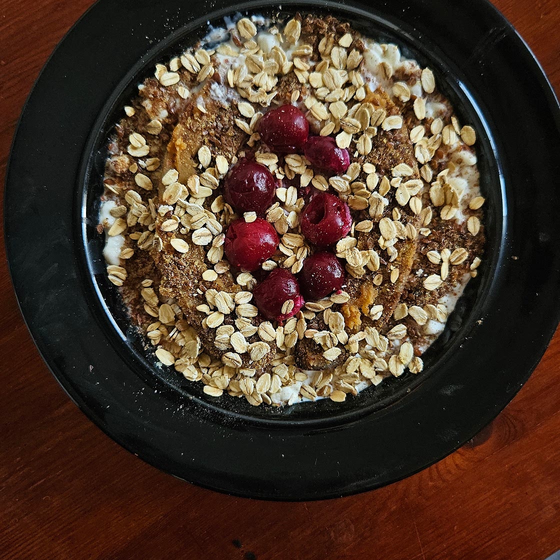 Banana split bowl