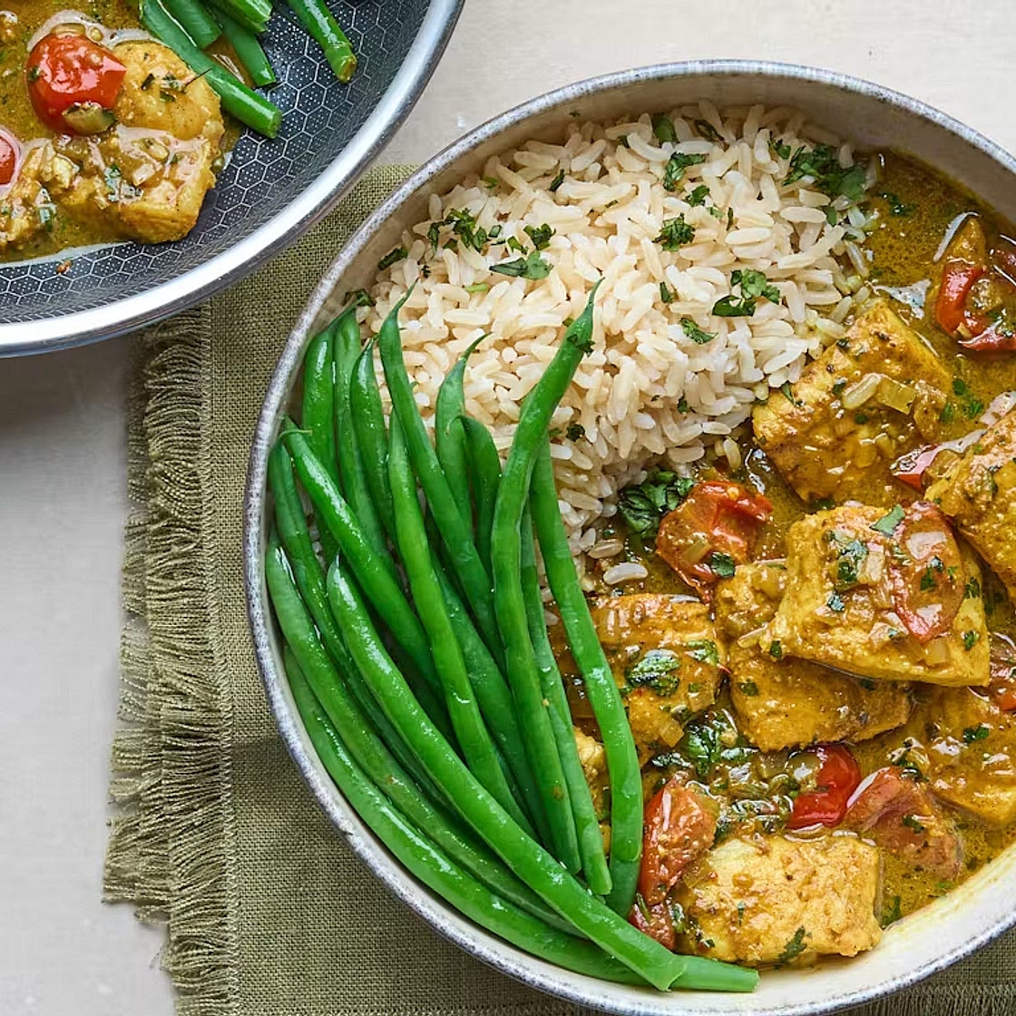 Basa fillets in Goan-style coconut & tomato curry with cauliflower rice
