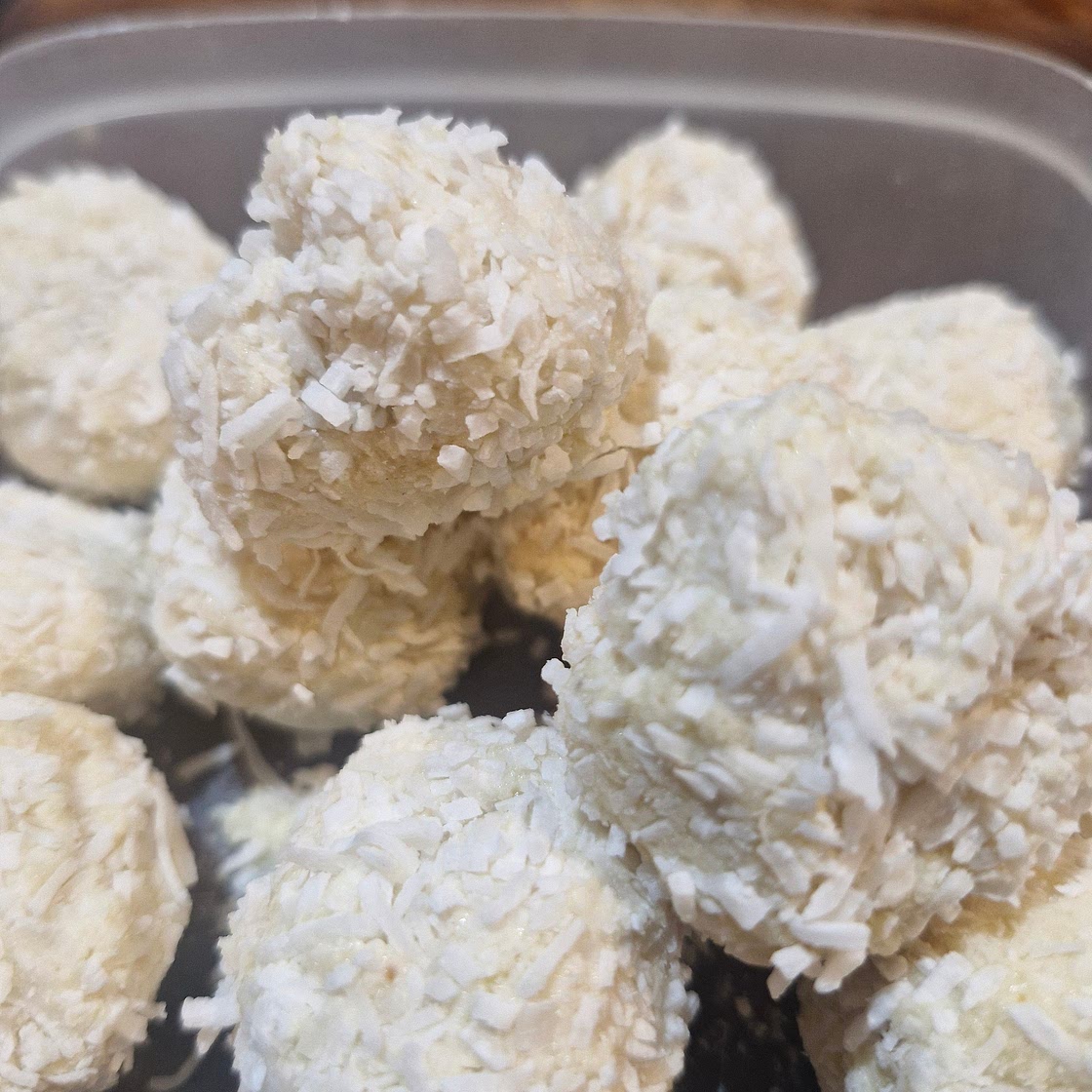Lemon Bliss Balls