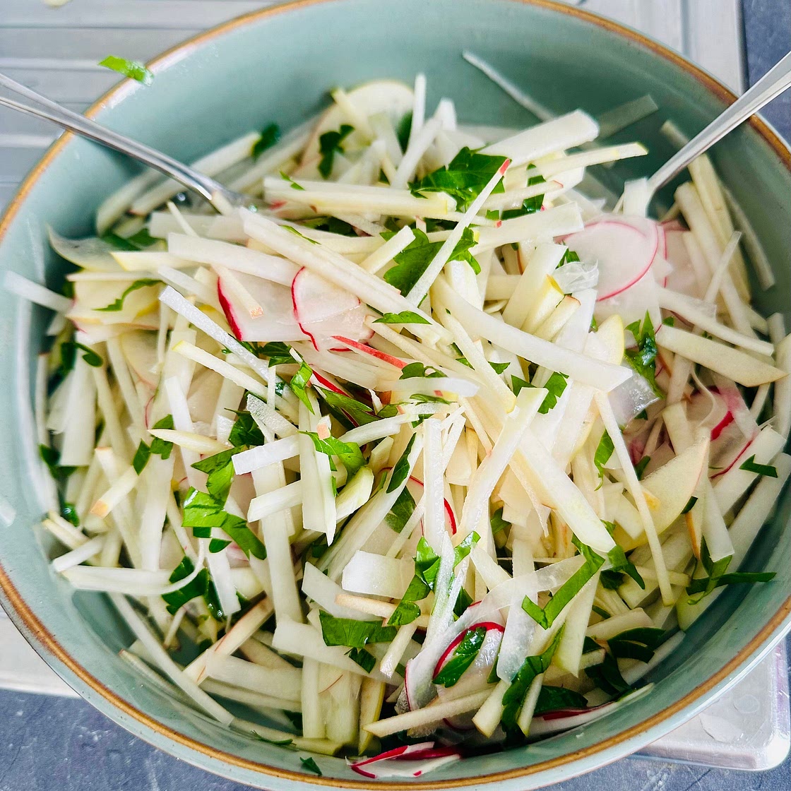 Kohlrabi Slaw