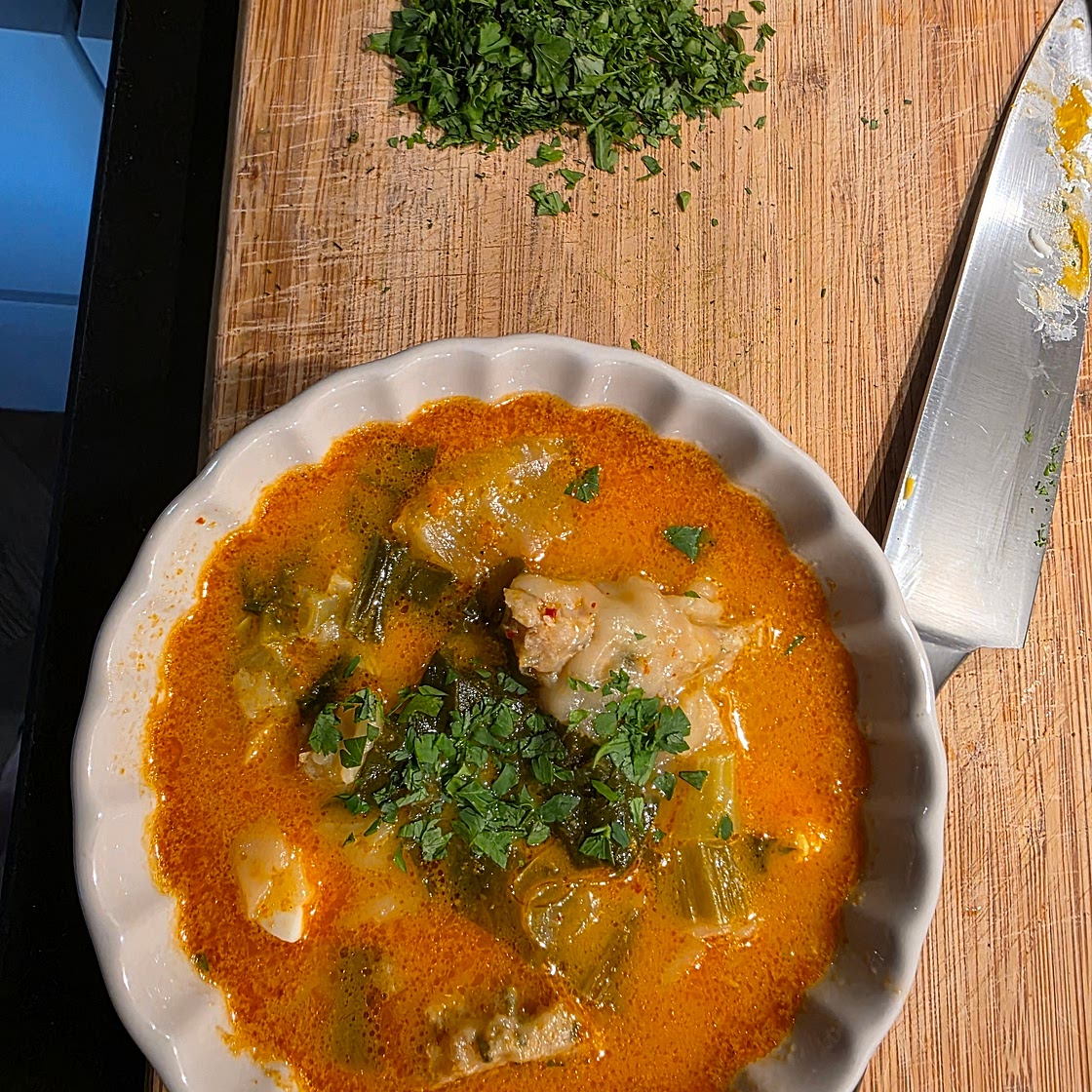 In concept: Rode Curry soep 🌶️ met Gyoza 🥟