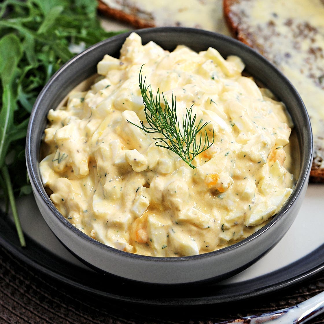 Healthy Egg Salad with Greek Yogurt (No Mayo)
