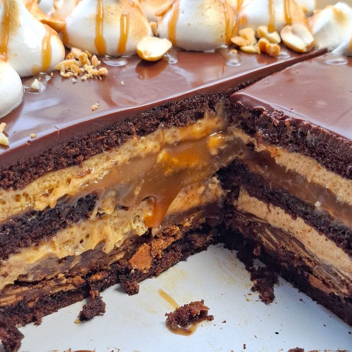 Snickers-Inspired Layered Cake