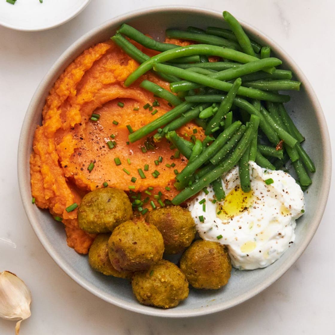 Falafels, patate douce & haricots