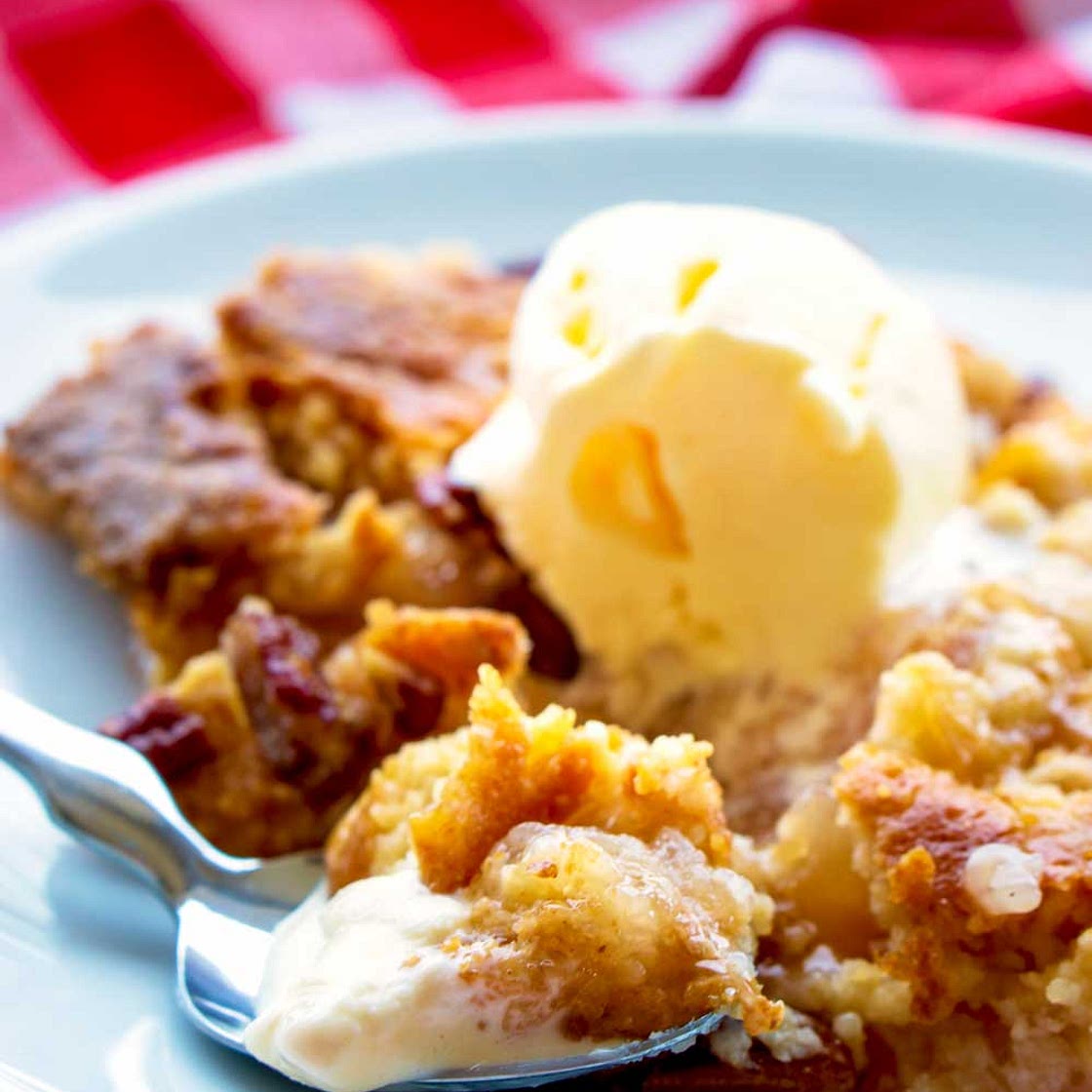 Dump Cake Using Apple Pie Filling