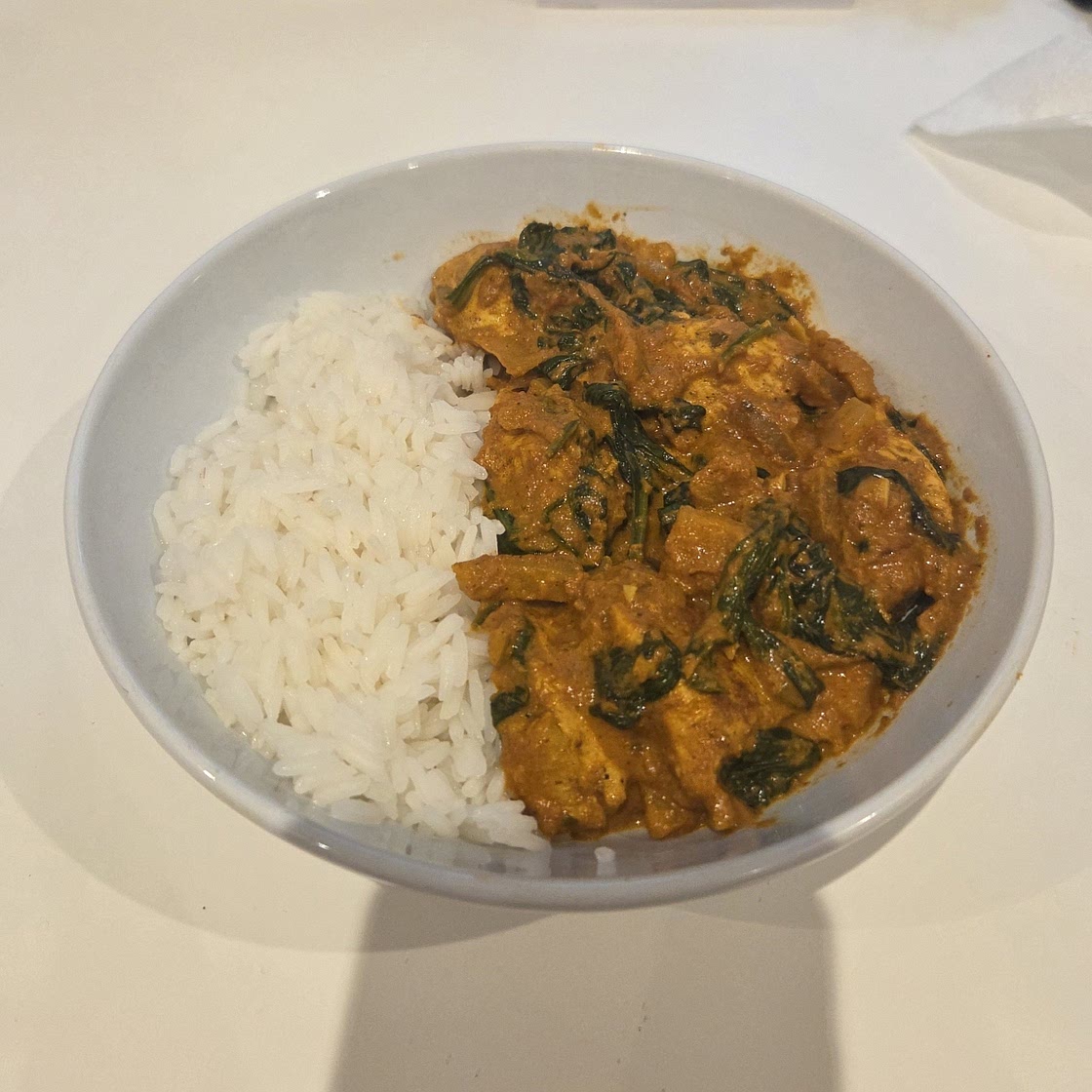 Freezer-friendly chicken and spinach tikka masala