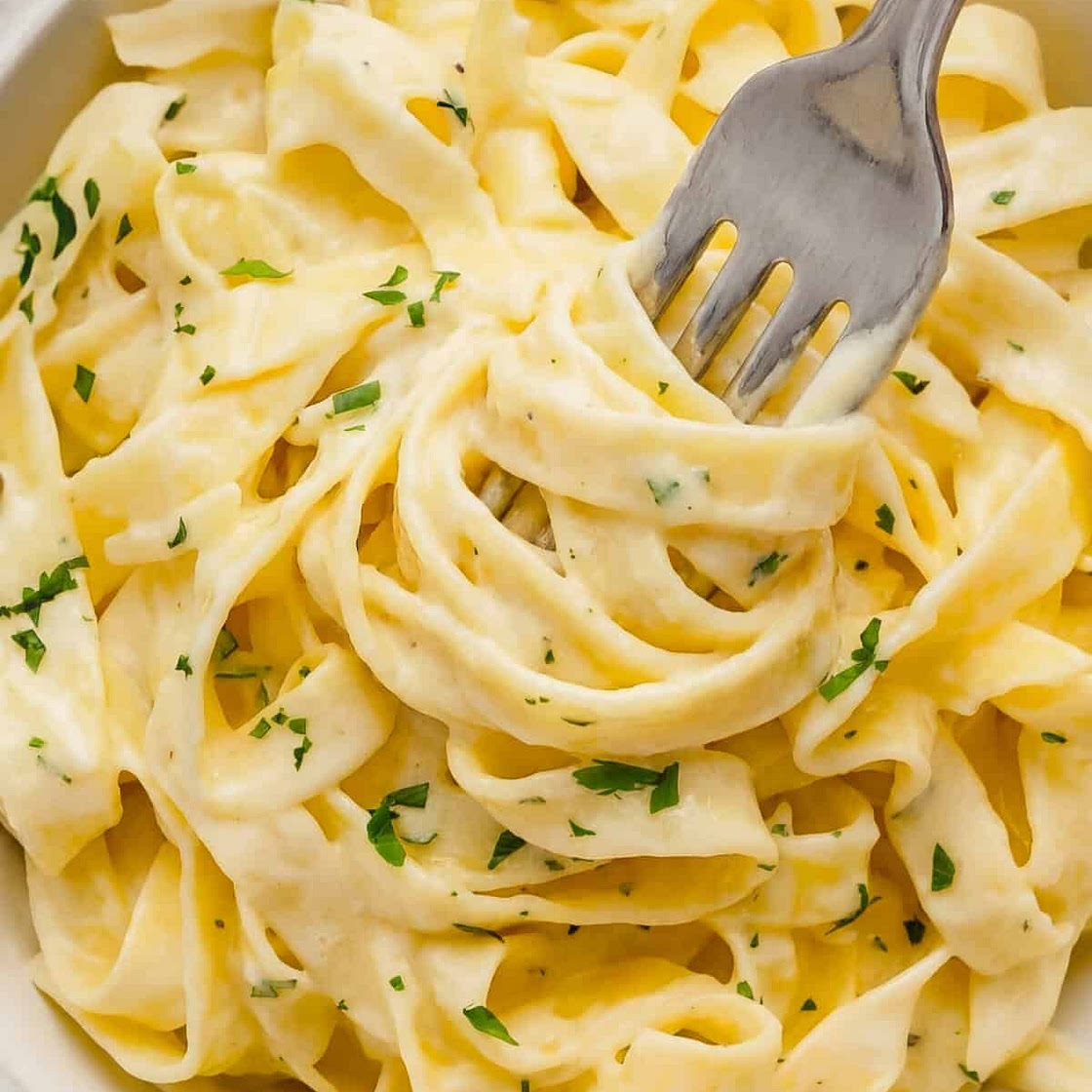 Best Homemade Alfredo Sauce Recipe