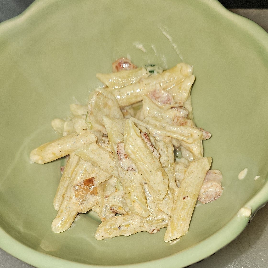 Creamy bacon broccoli penne (low salt low carb)