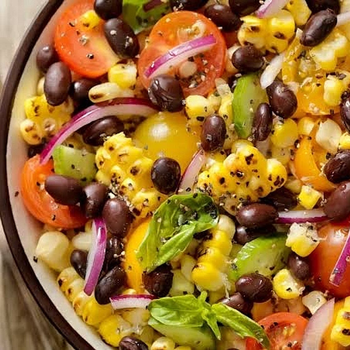 Salade mexicaine légère aux haricots rouges et poulet grillé 
