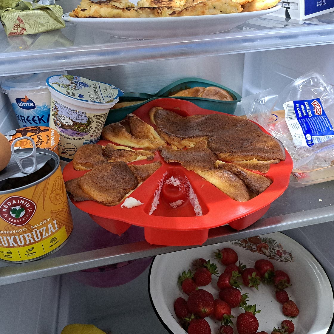 A Cottage cheese cake