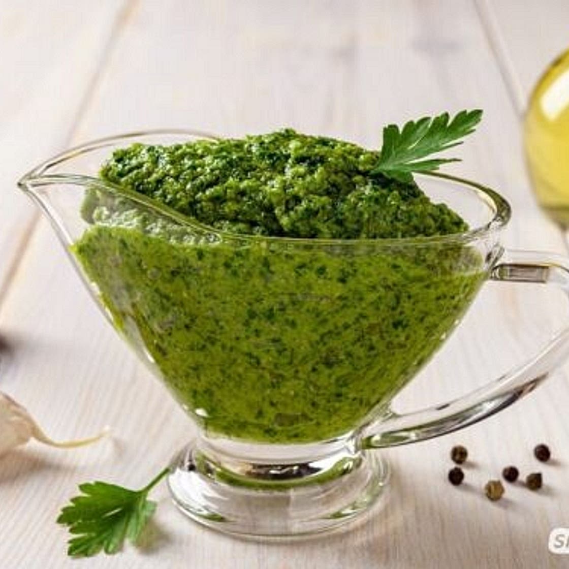 Rettich mit Petersilienpesto