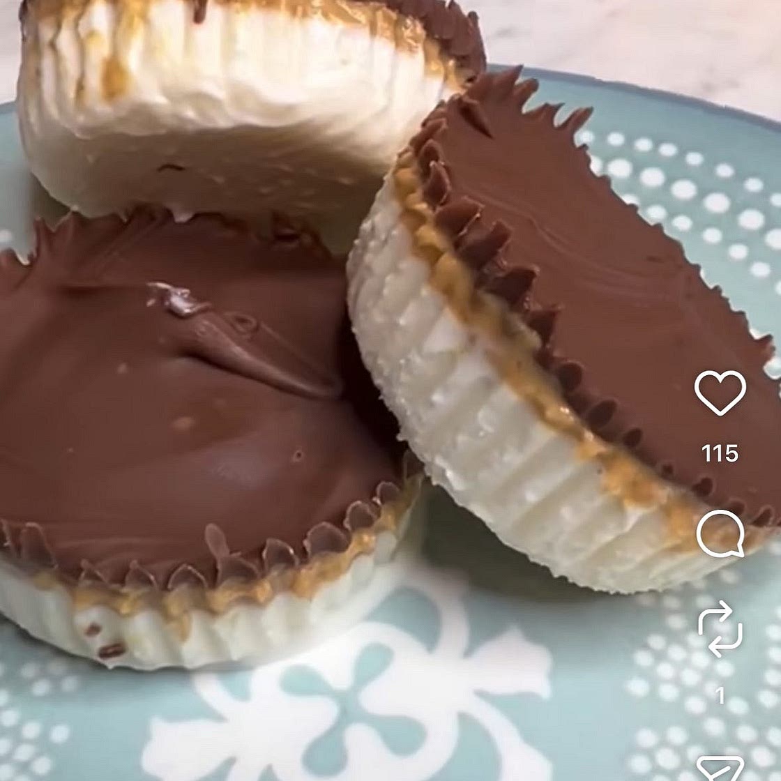 Frozen Yogurt Peanut Butter Cups 