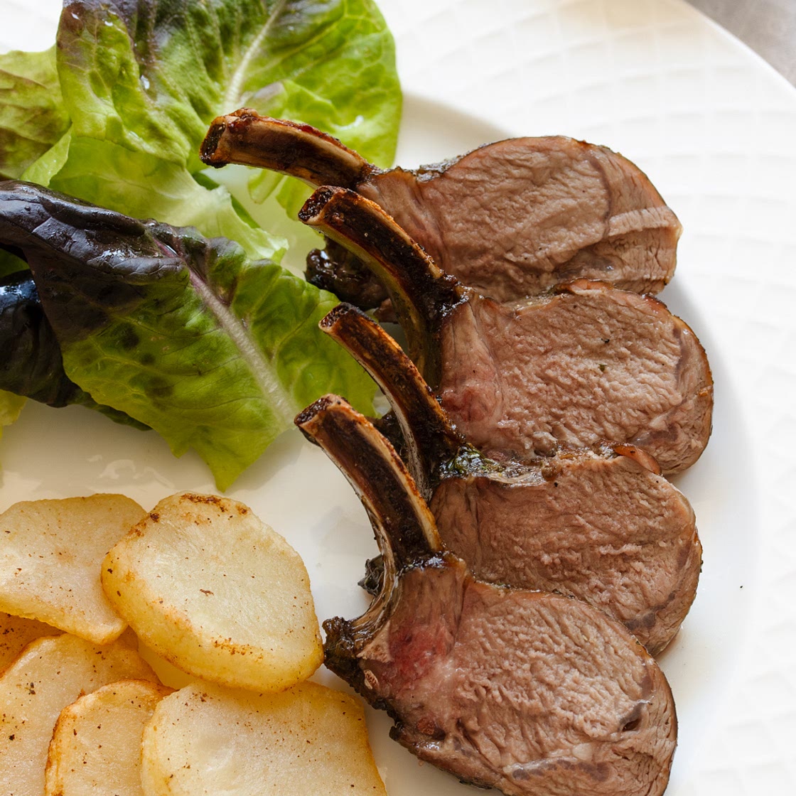 Roasted Rack of Lamb with Caramelized Crust