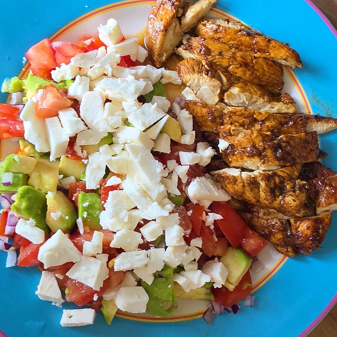 BLT Balsamic Chicken Avocado Salad