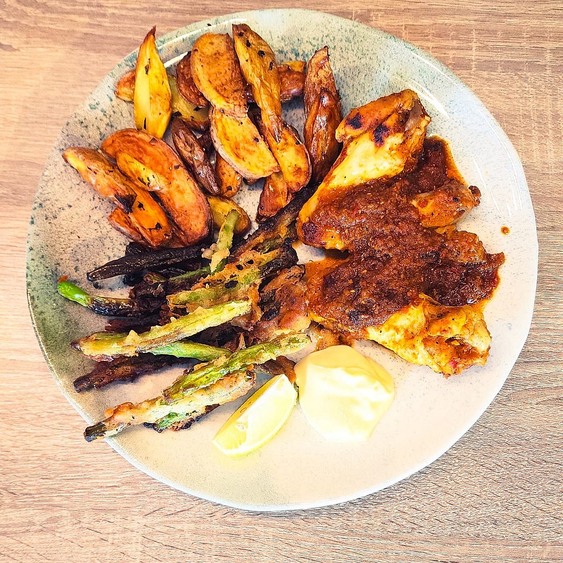 Ailes de poulet pili-pili à la portugaise & frites