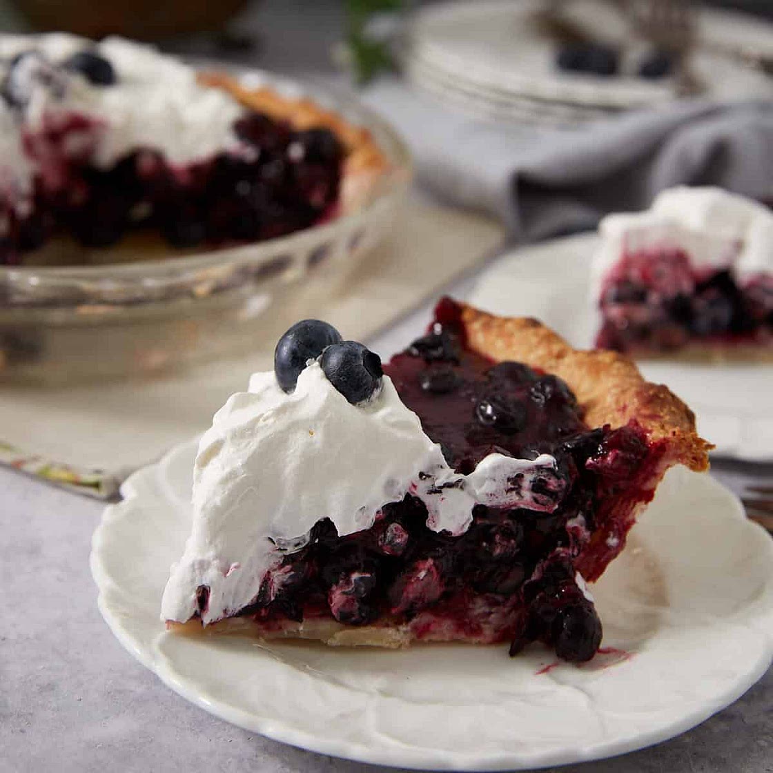 Fresh Blueberry Pie With Homemade Filling (Not Runny)
