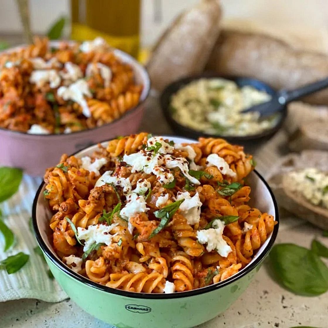 Pasta in romige tomatensaus met gehakt