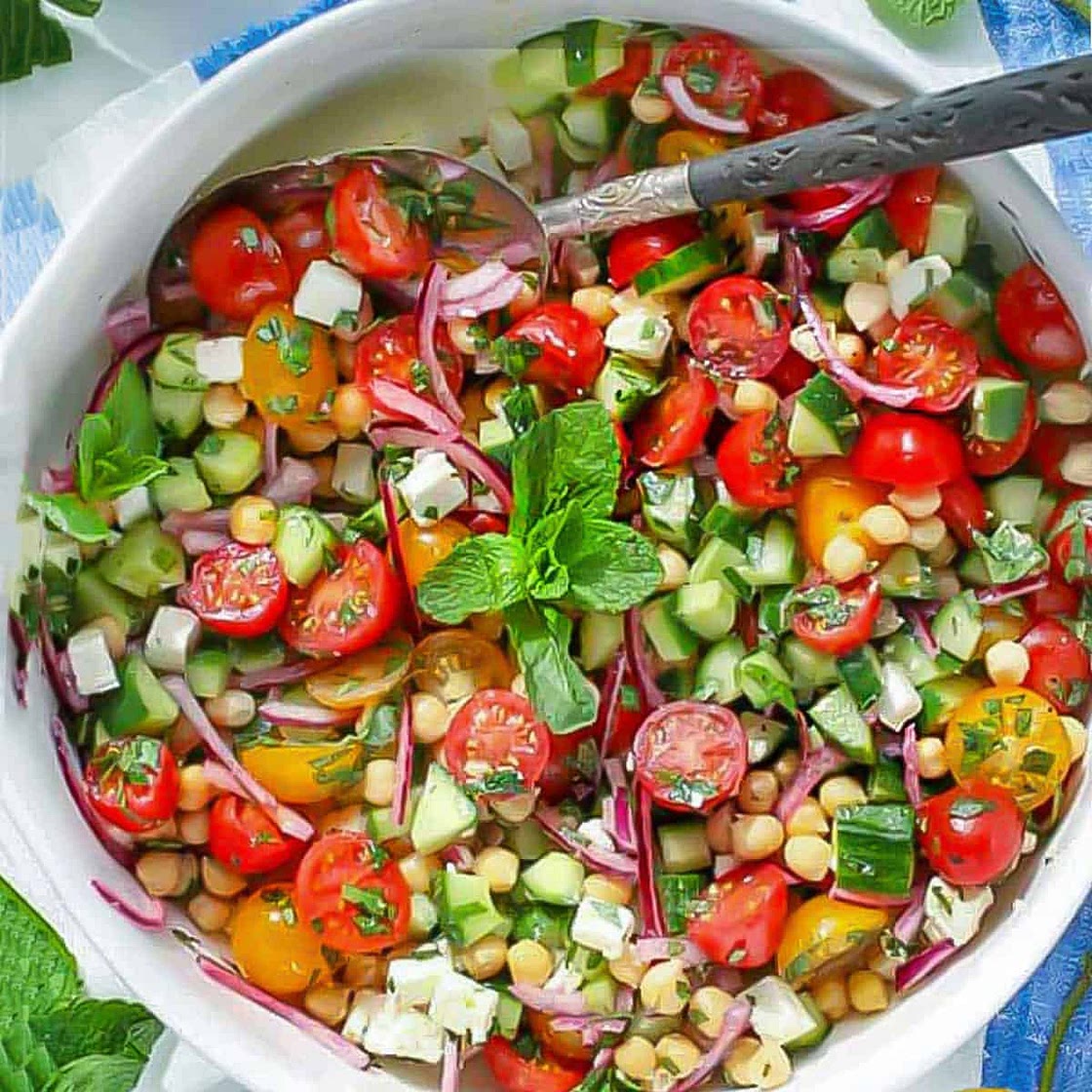 Mediterranean Chickpea Salad Recipe