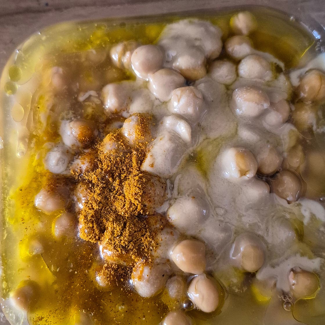 Humus cu curry