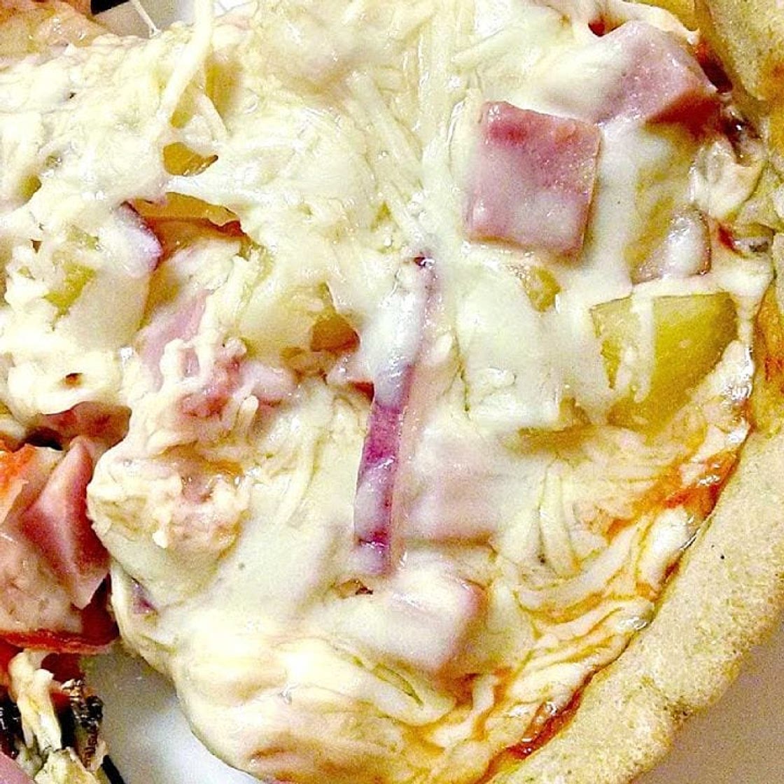 Deep Dish Hawaiian Sourdough Pizza