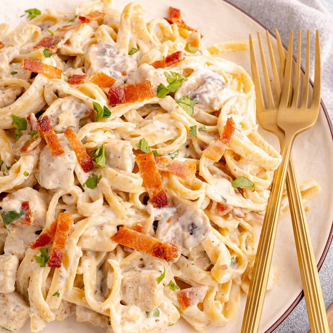 Bacon Mushroom Chicken Alfredo