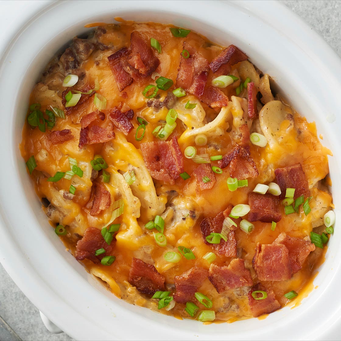 Slow-Cooker Beef and Scalloped Potatoes Casserole