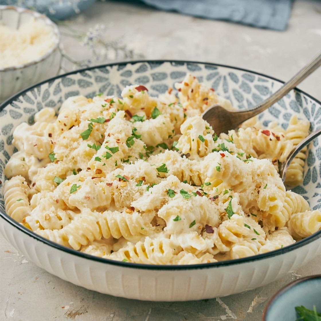 Pasta with Cream, Ham, and Asparagus
