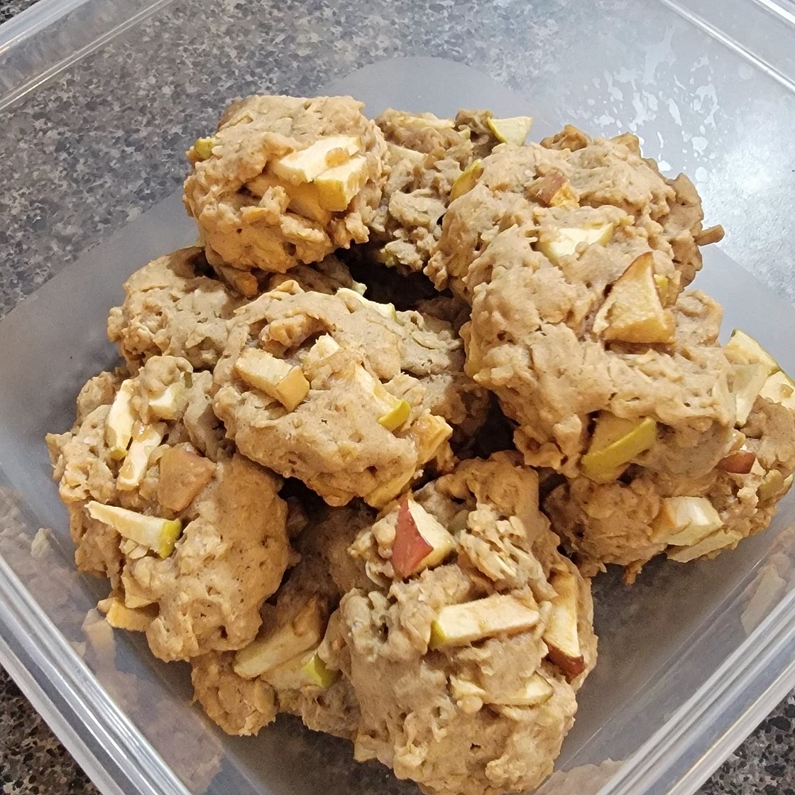 Apple Cinnamon Oatmeal Cookies