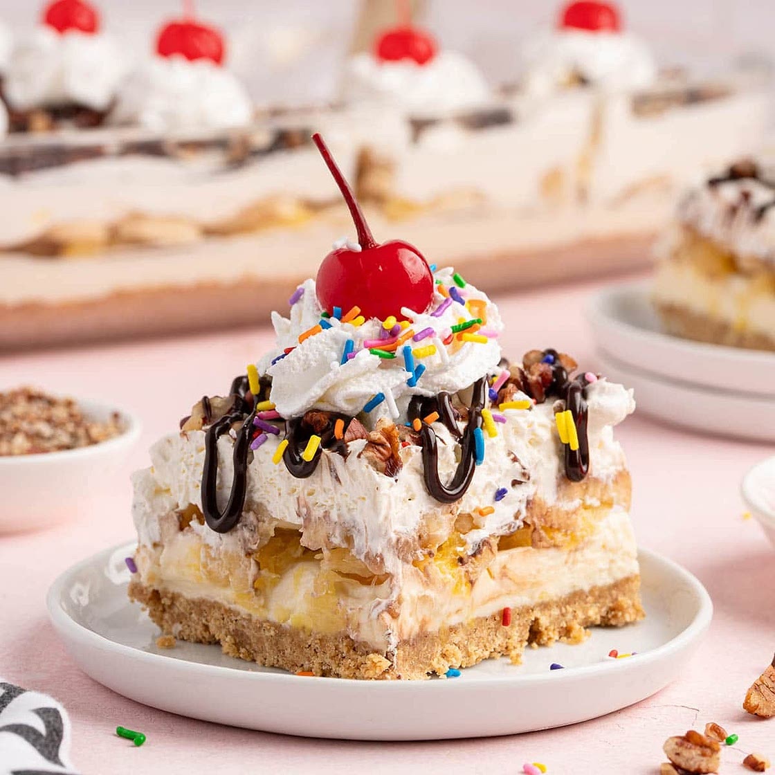 No-Bake Banana Split Cake