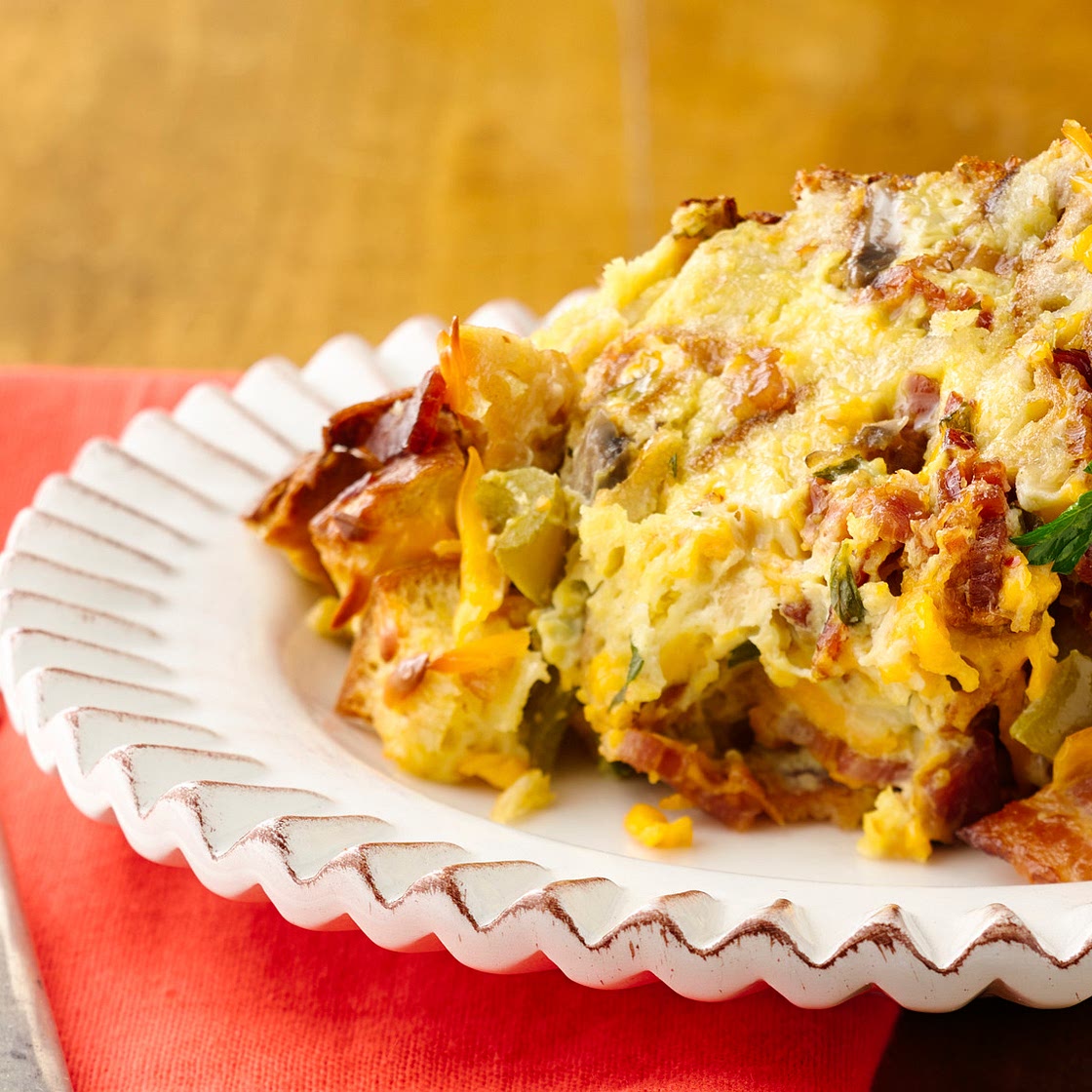 Slow-Cooker Bacon, Smoked Cheddar and Egg Casserole