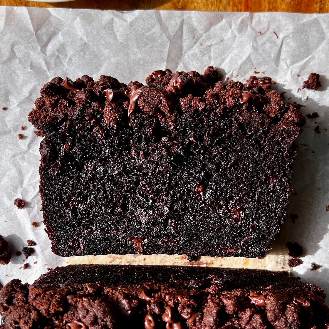 Double Chocolate Crumb Banana Bread (with Brown Butter and Chocolate Chip Crumb Topping) — Well Made by Kiley