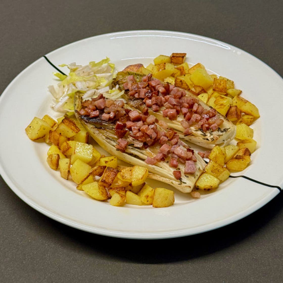 Belgian endives with bacon and pan-fried potatoes