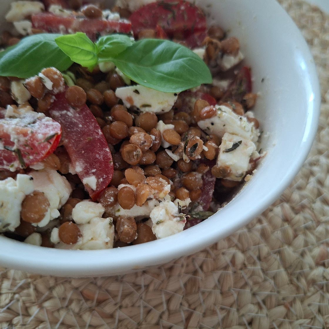 Lenticchie, feta, pomodorini