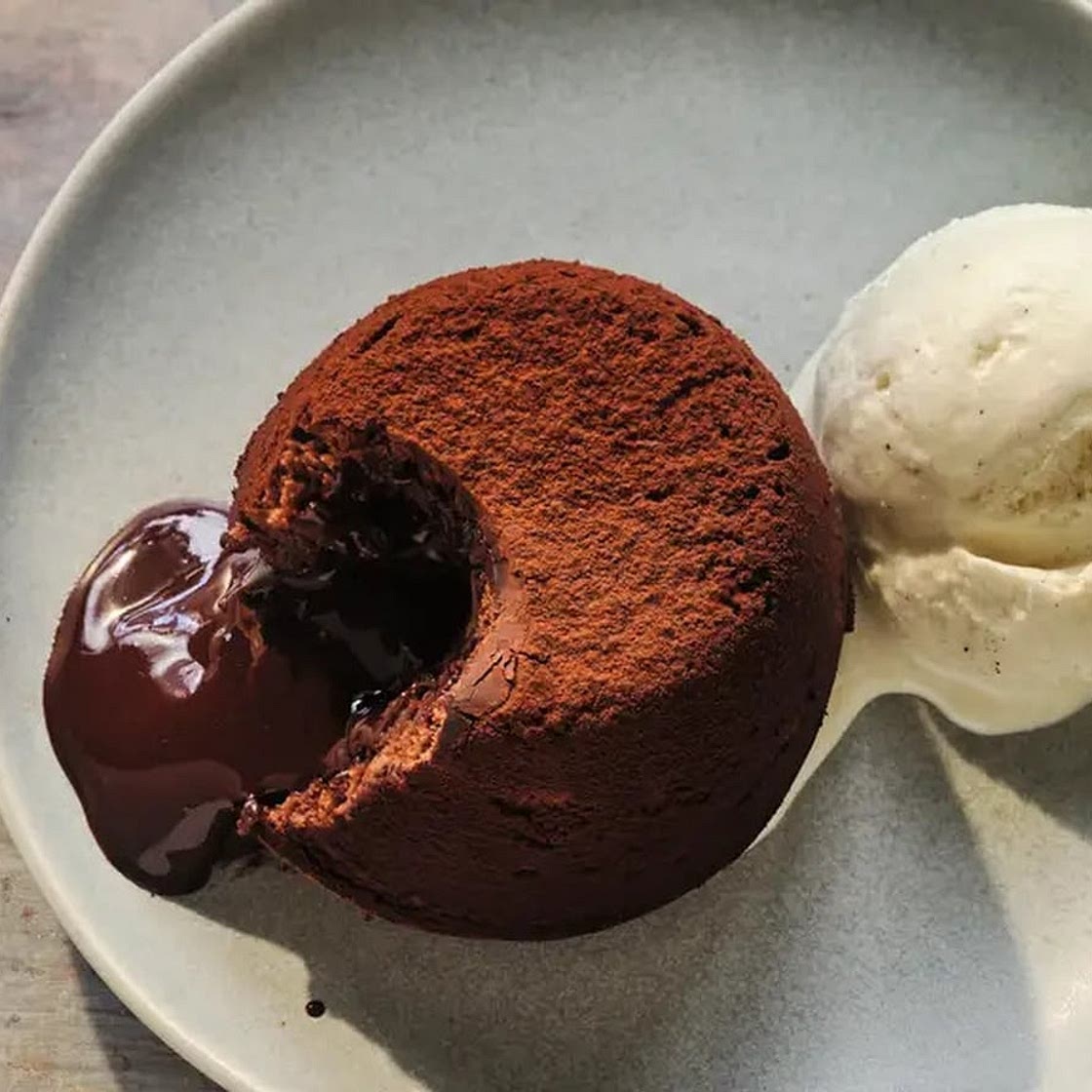 Gino D'Acampo's air fryer chocolate fondant recipe