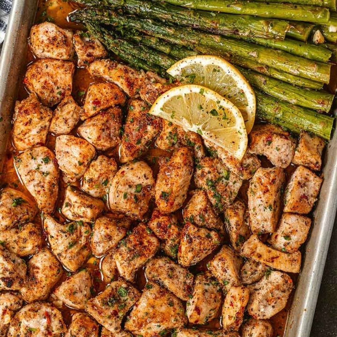 Baked Chicken Bites with Asparagus