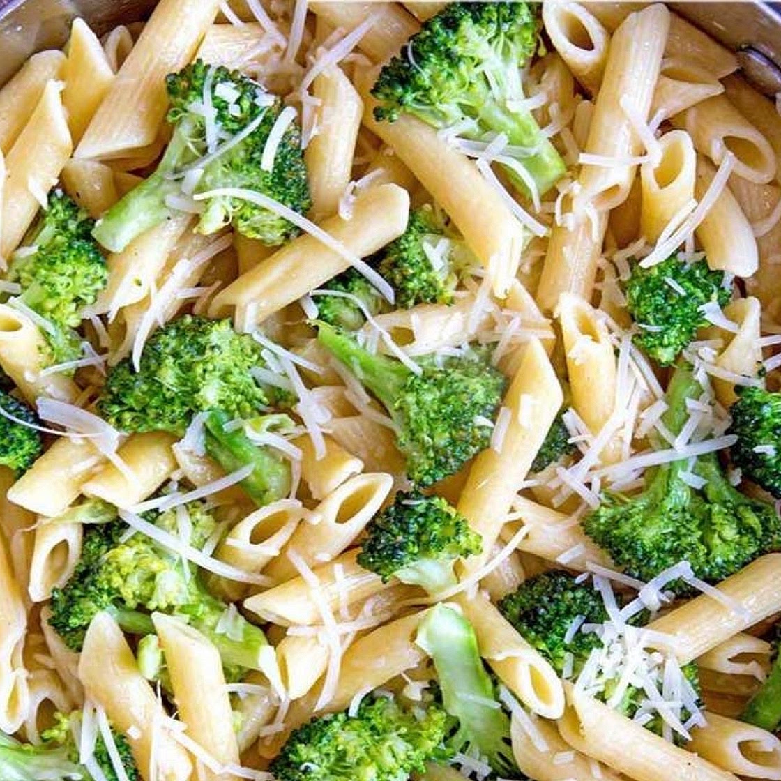 Broccoli Garlic Pasta