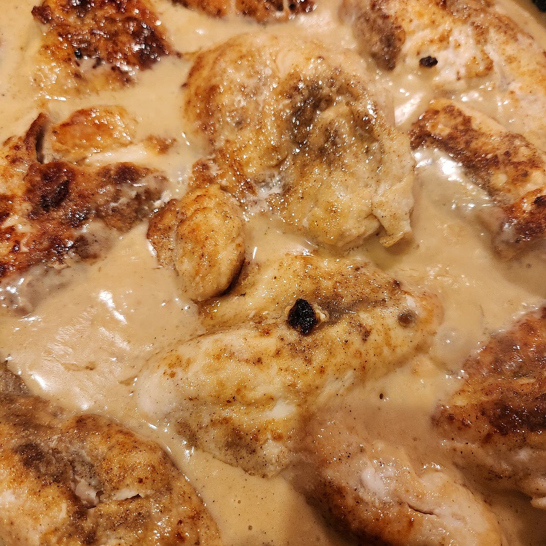 Chicken with Creamy Garlic Sauce